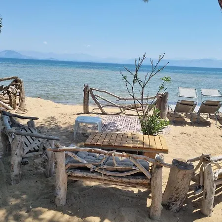 Villa Pied Dans L'eau